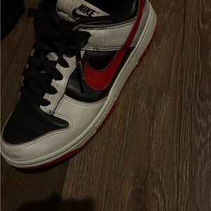 Nike Men's Black, White, and Red Sneakers